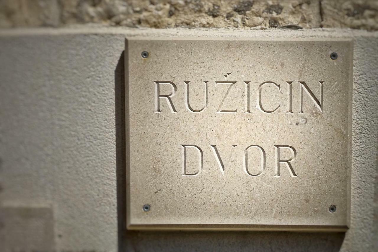 波维尔亚Ruzicin Dvor公寓 外观 照片